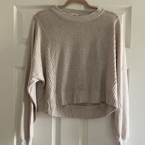BKE cropped beige sweater in very good condition; size xs